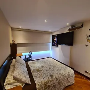 Habitación en casa particular Tu Hogar Cerca A La Zona T